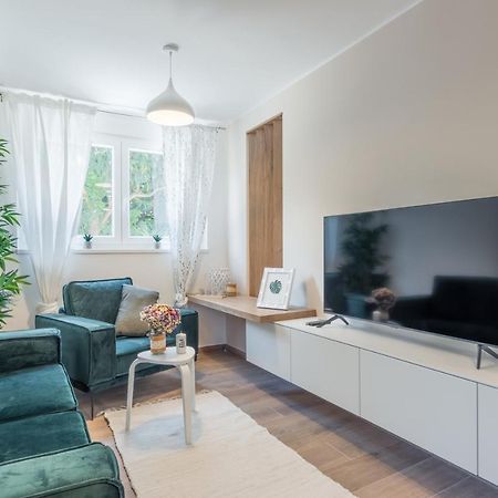 Apartment Norah With Private Parking Пула Екстер'єр фото