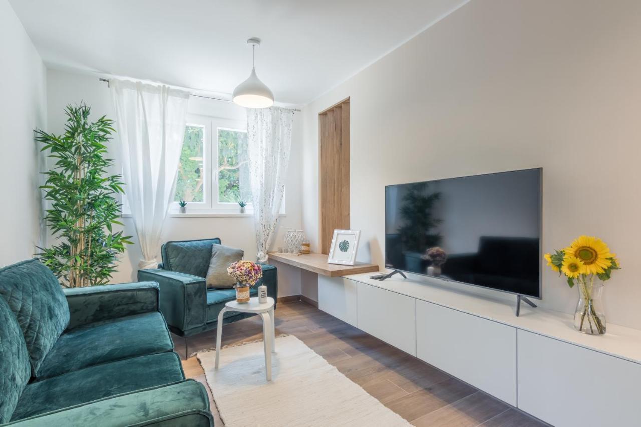 Apartment Norah With Private Parking Пула Екстер'єр фото