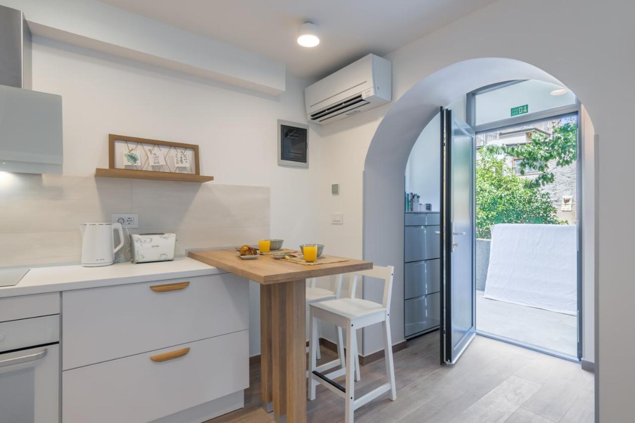 Apartment Norah With Private Parking Пула Екстер'єр фото