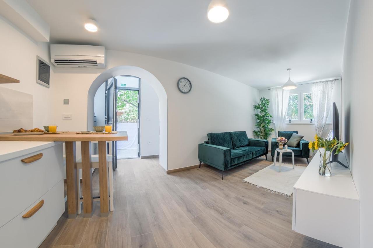 Apartment Norah With Private Parking Пула Екстер'єр фото